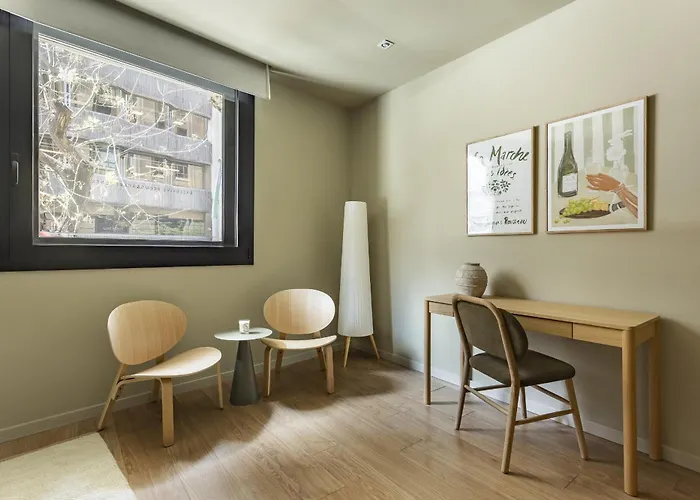 Ola Living Hostal Diagonal Barcelona